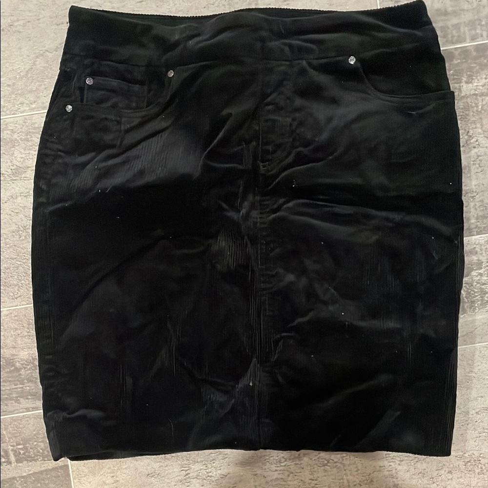 3/$20 Black Corduroy Knee Length Pencil Skirt